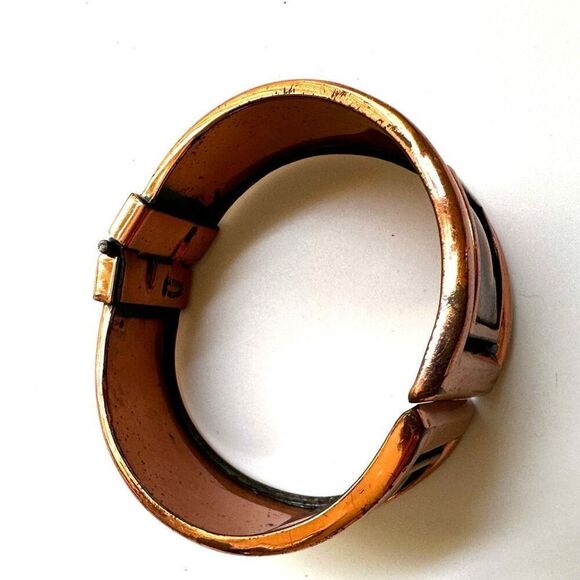 Matisse Renoir copper clamper bracelet - Picture 9 of 9